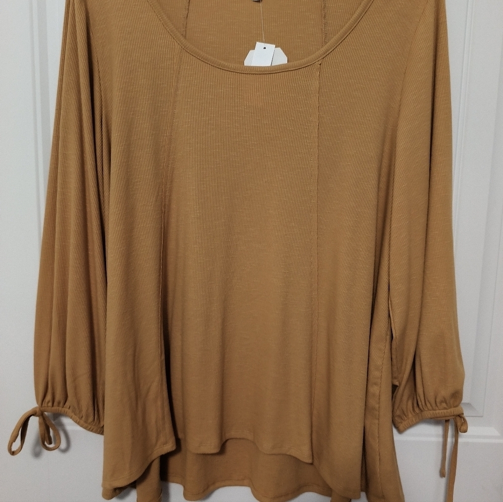 New Knit Mustard Yellow Top / Size 2X